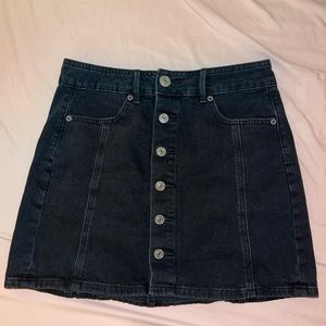 American eagle black denim skirt
